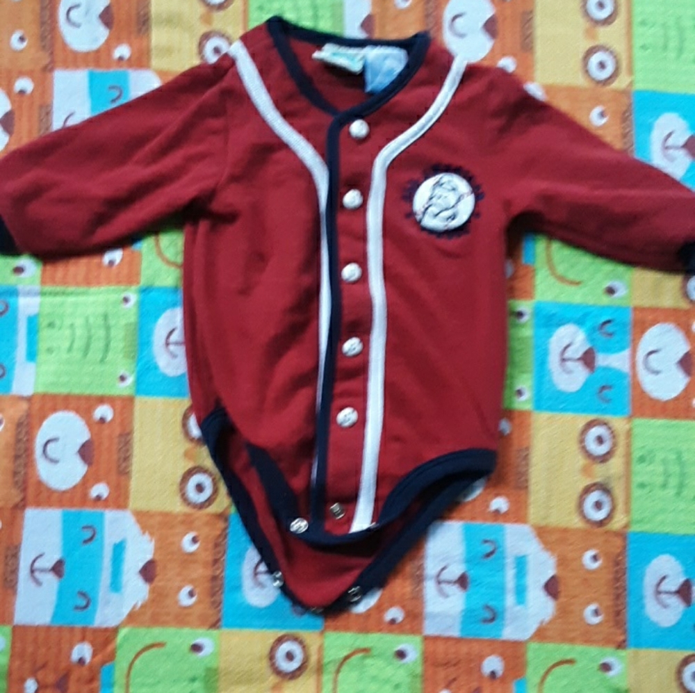 Baby clothes! Bundle 3/$10 and save!